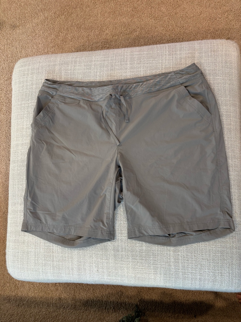 Women's Plus Armachillo Cooling 10" Shorts 22W in Pewter